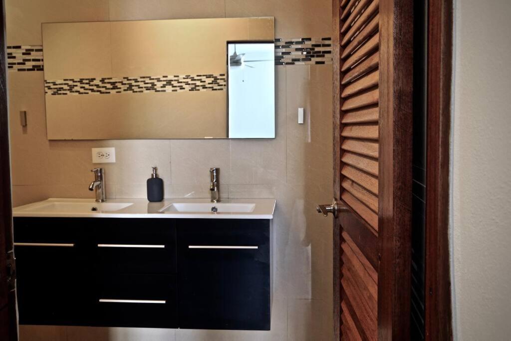 Casa Carmen Culebra- Suez Apartment Isla Culebra ภายนอก รูปภาพ